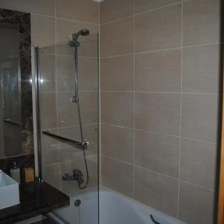 Aurora Park Com Piscina Apartman Funchal