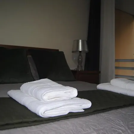 Aurora Park Com Piscina Apartman *