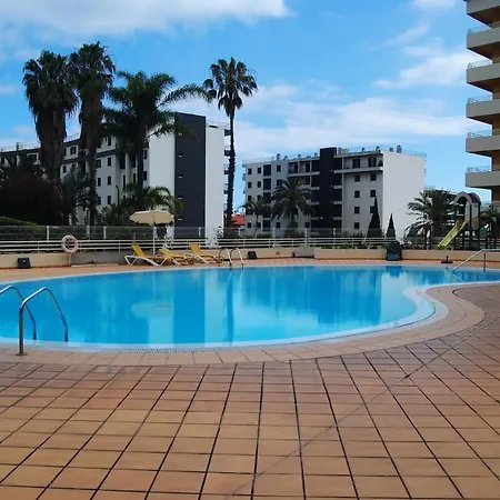 Aurora Park Com Piscina