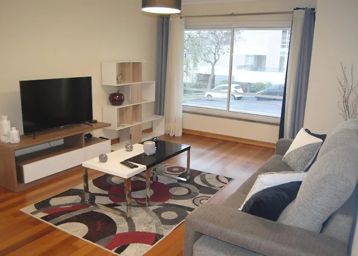 Aurora Park Com Piscina *